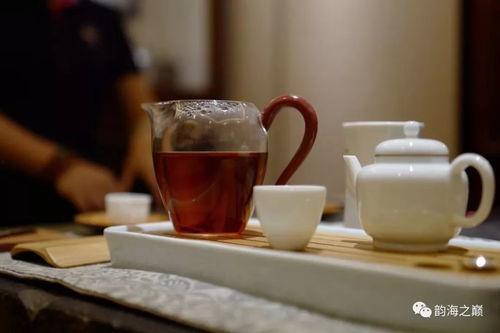 热点爆料泡茶怎么做的视频,一招学会茶艺大师的泡茶技巧